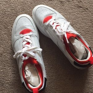 Like new Men’s Diadora 1984 Sneakers